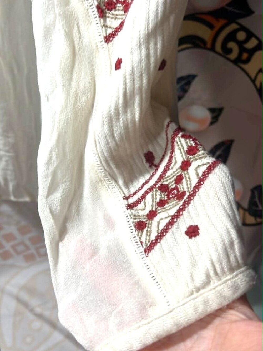 Lucky Brand Cream Embroidered Peasant Blouse – Size XL - Picture 4 of 5
